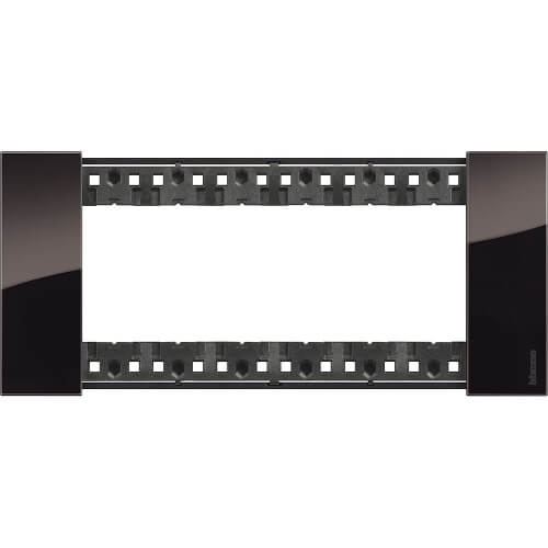 Frame 6M Night Italian standard - bticino Living Now KA4806DG