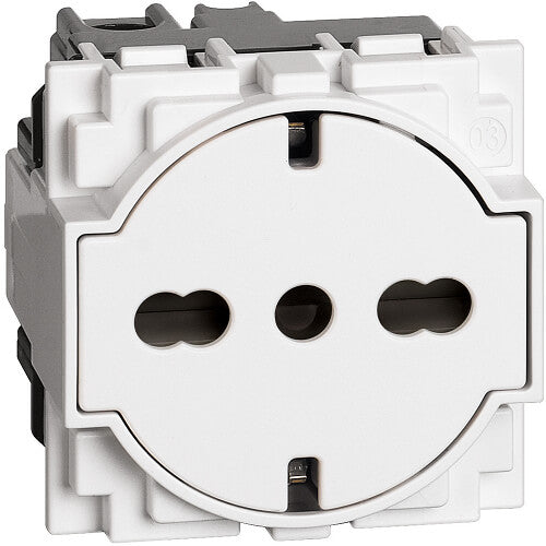 Schuko/Italian standard flat socket 2P+E 16A 2M White - bticino Living Now KW4140A16F