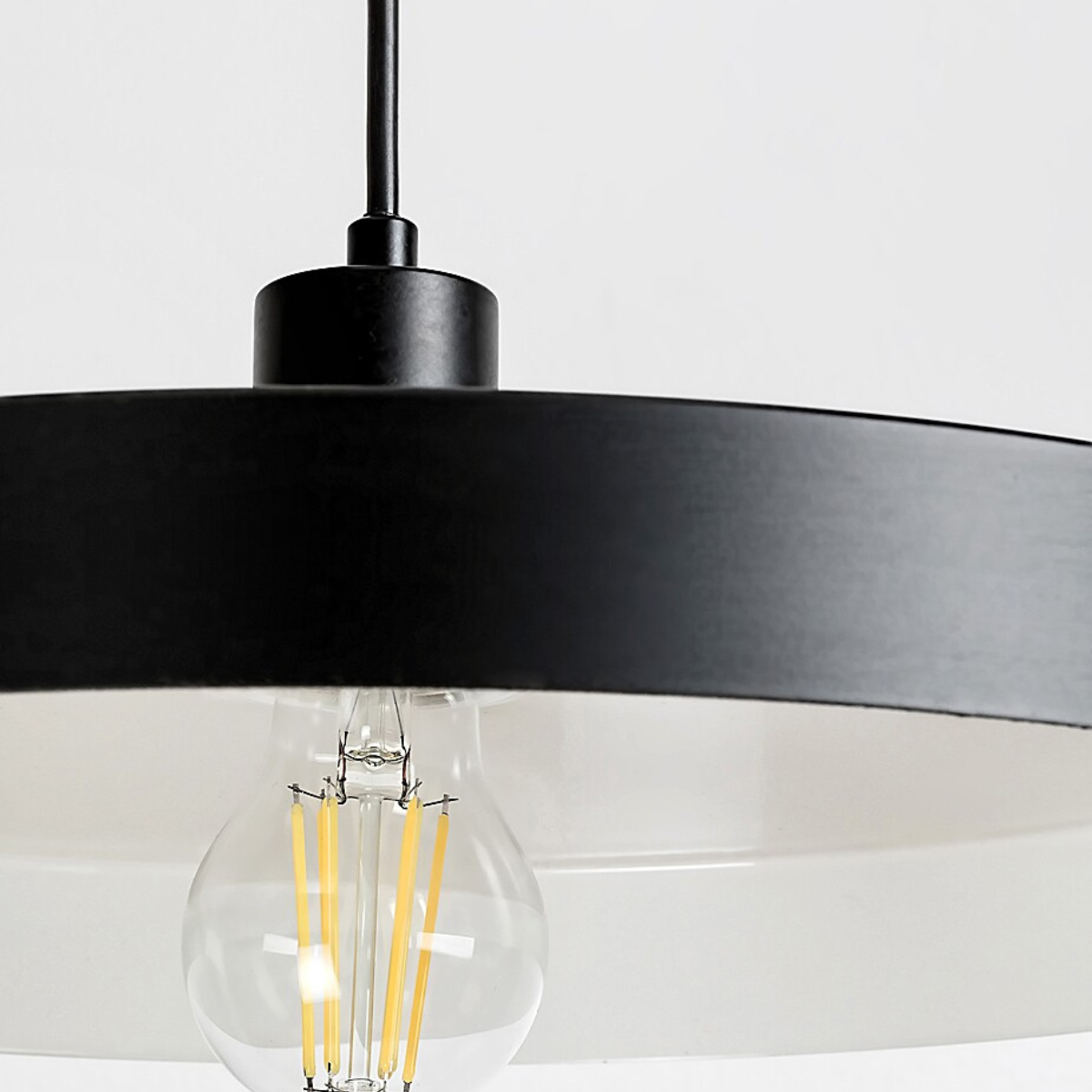 Alatar – висящ пендел, черен мат, Ø40 см, индустриален стил