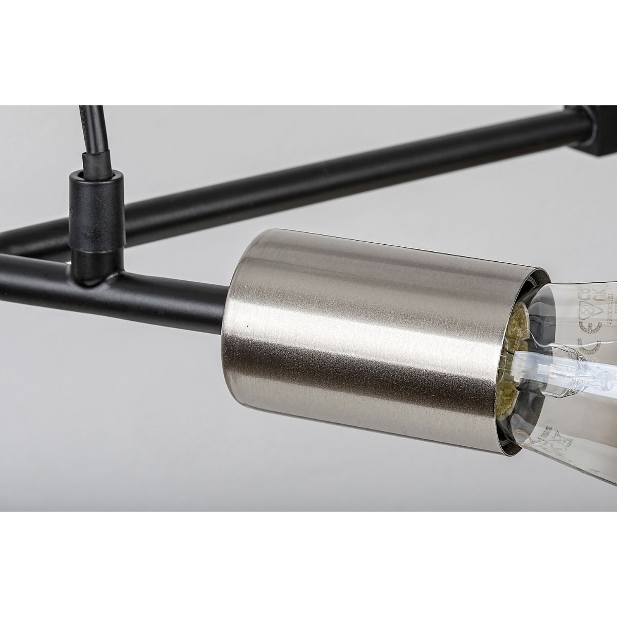 Branwen – модерен полилеи с 7 светлини, черен мат и атинен хром, метал, 7xE27, индустриален стил