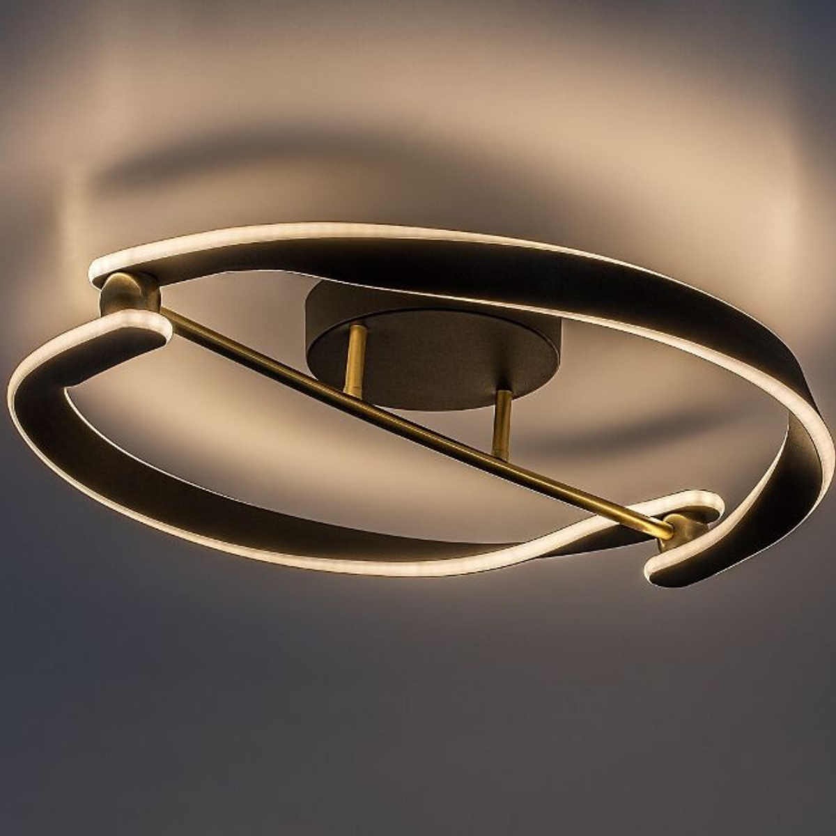 Adalind – LED таванна лампа, черен и златен, Ø60 см, модерна серия