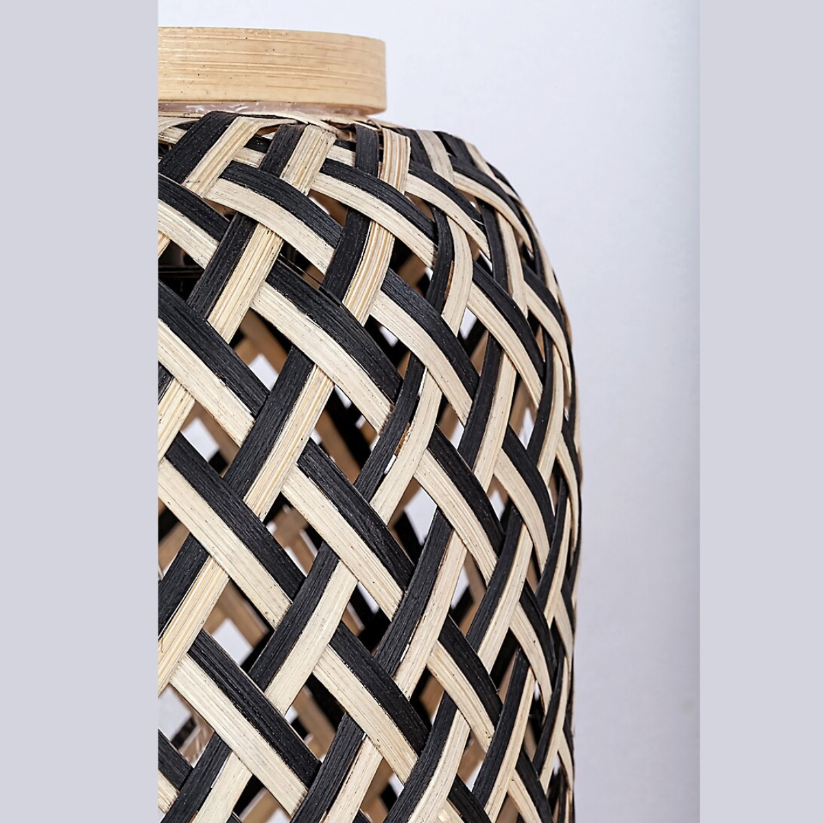 Adalla – висяща лампа, ратан и метал, 3xE27, мат черен, скандинавски стил