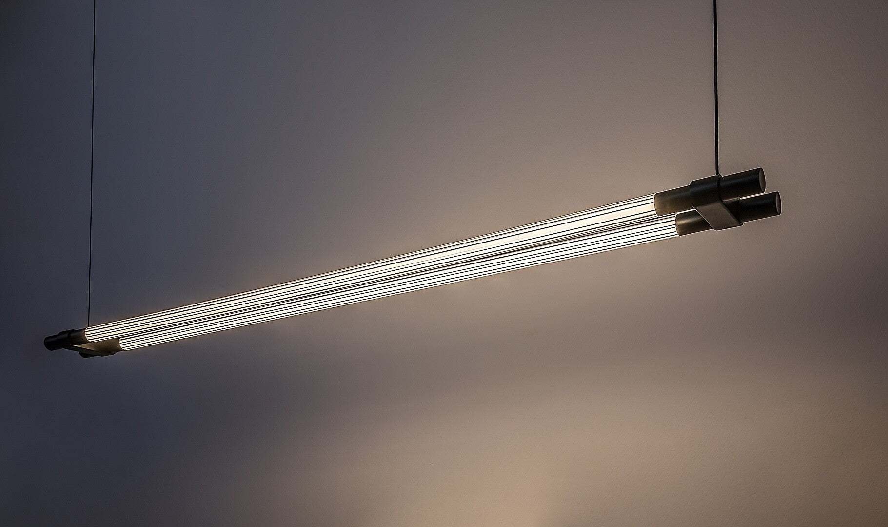 Nivaro – minimalist LED pendant lamp 28W, black, warm white | RABALUX