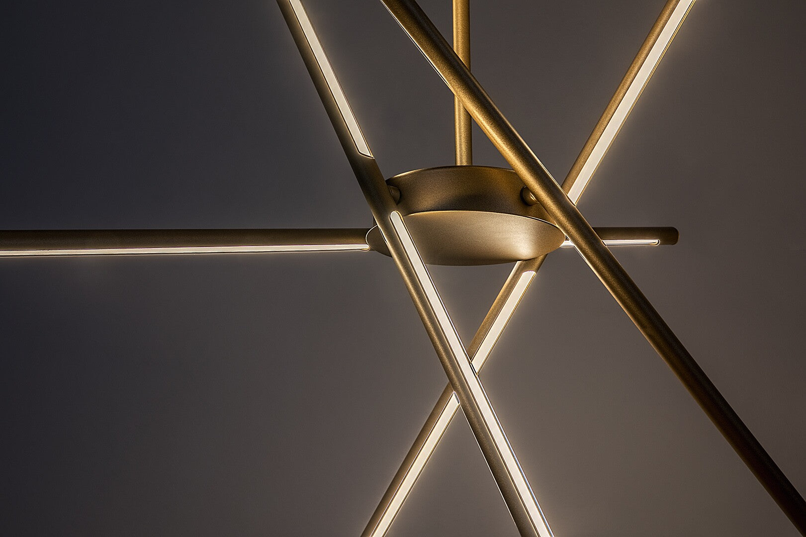 Henli 2 – Hanging LED lamp 40W, gold, round shape | RABALUX