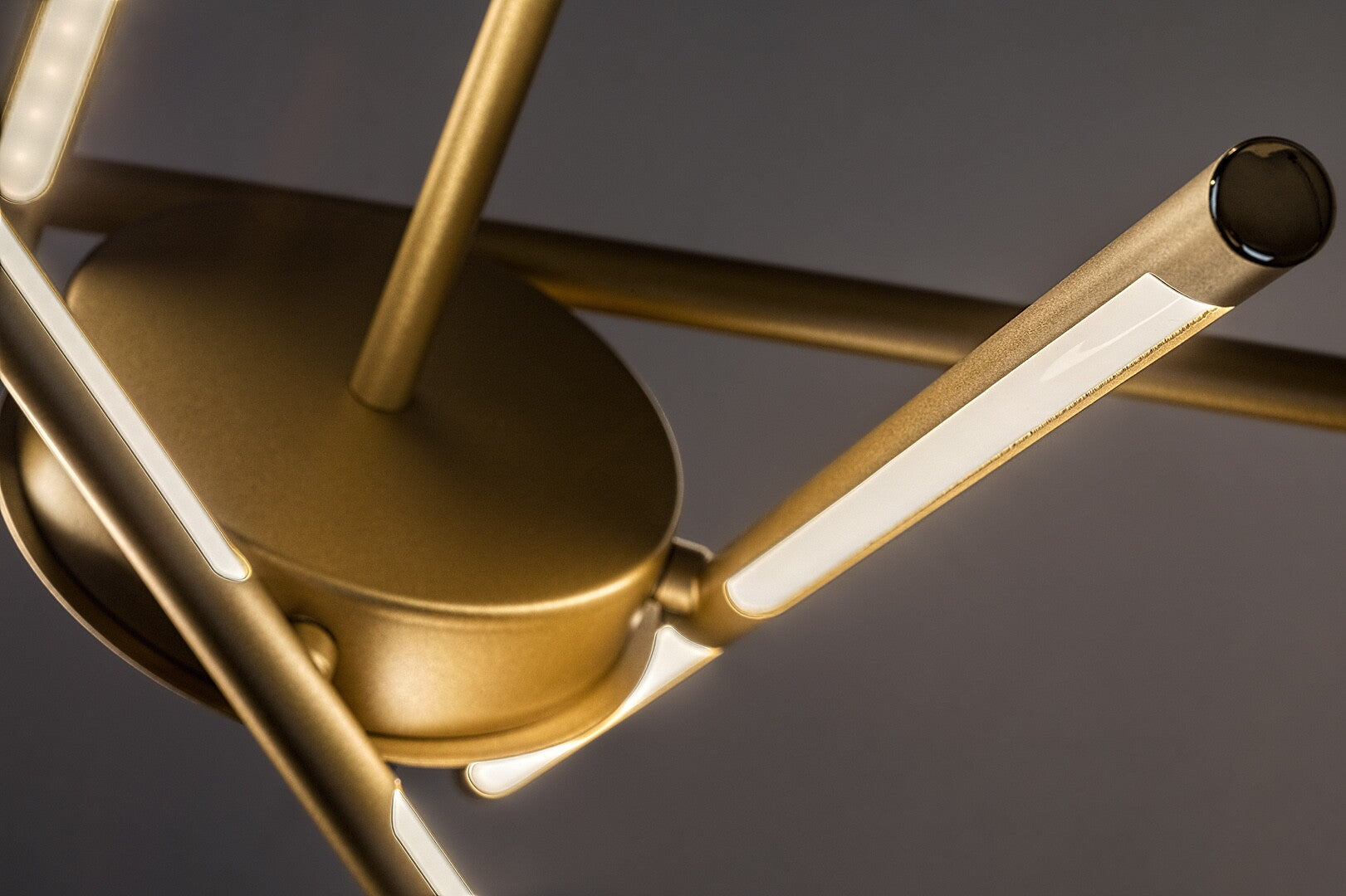 Henli 2 – Hanging LED lamp 40W, gold, round shape | RABALUX
