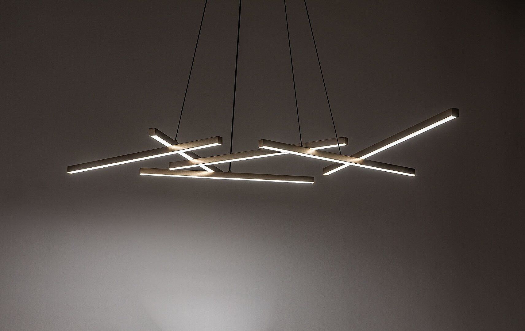 Severine – hanging LED lamp 40W, black/gold, dimmable with remote control | RABALUX