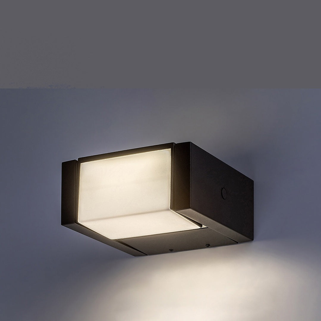 Cubbington – външна LED стенна лампа, черна, модерна